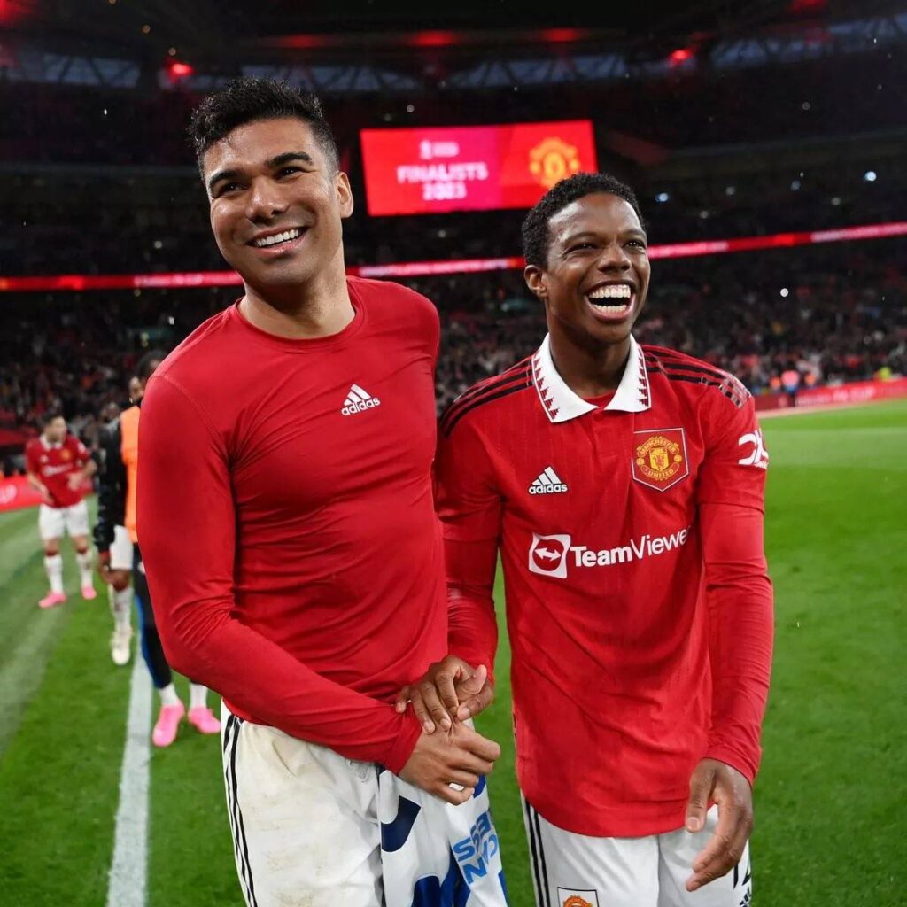 Tyrell Malacia & Casemiro - beritamanchester.com