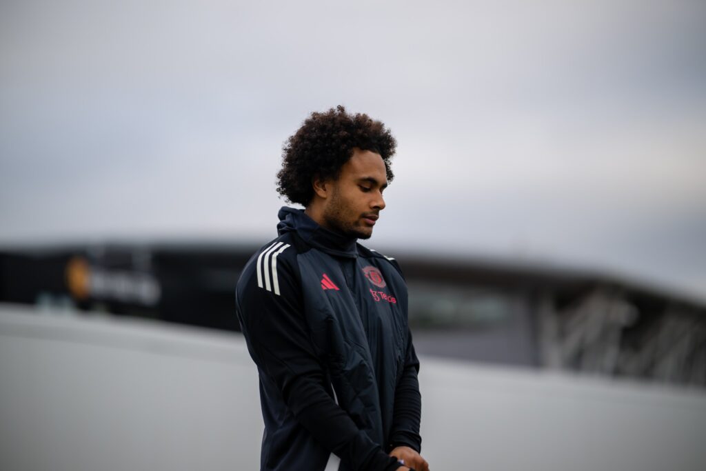 Joshua ZIrkzee vs Viktoria Plzen - beritamanchester.com